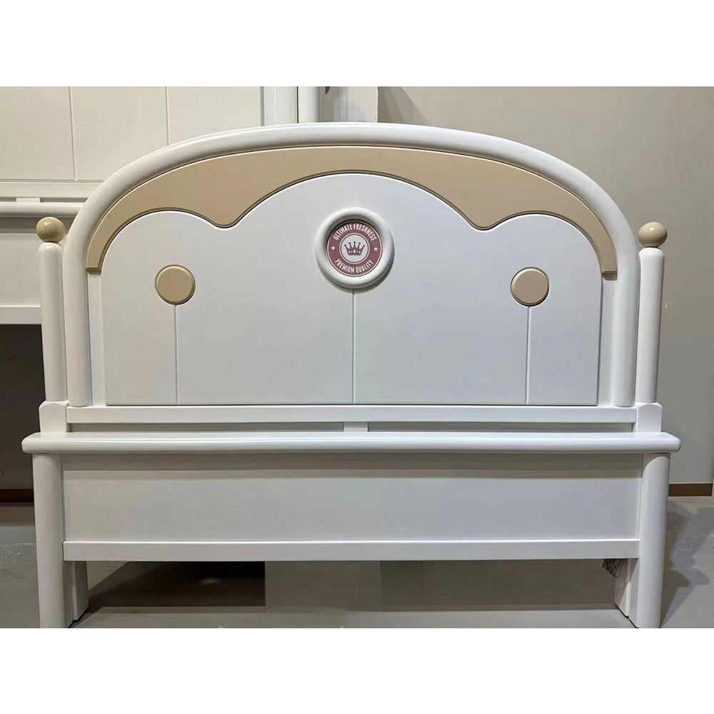 Solid wood bed for teenagers and children—a 1.5m single bed in a “crea...