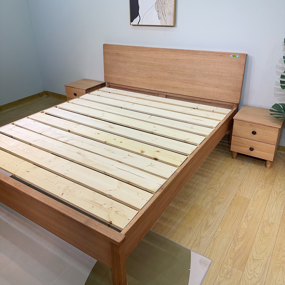 Solid wood bed, available in 1.5m and 1.8m sizes for master bedrooms, or as a ...